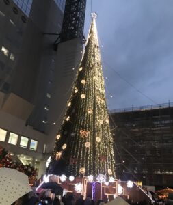 大阪梅田クリスマスツリー